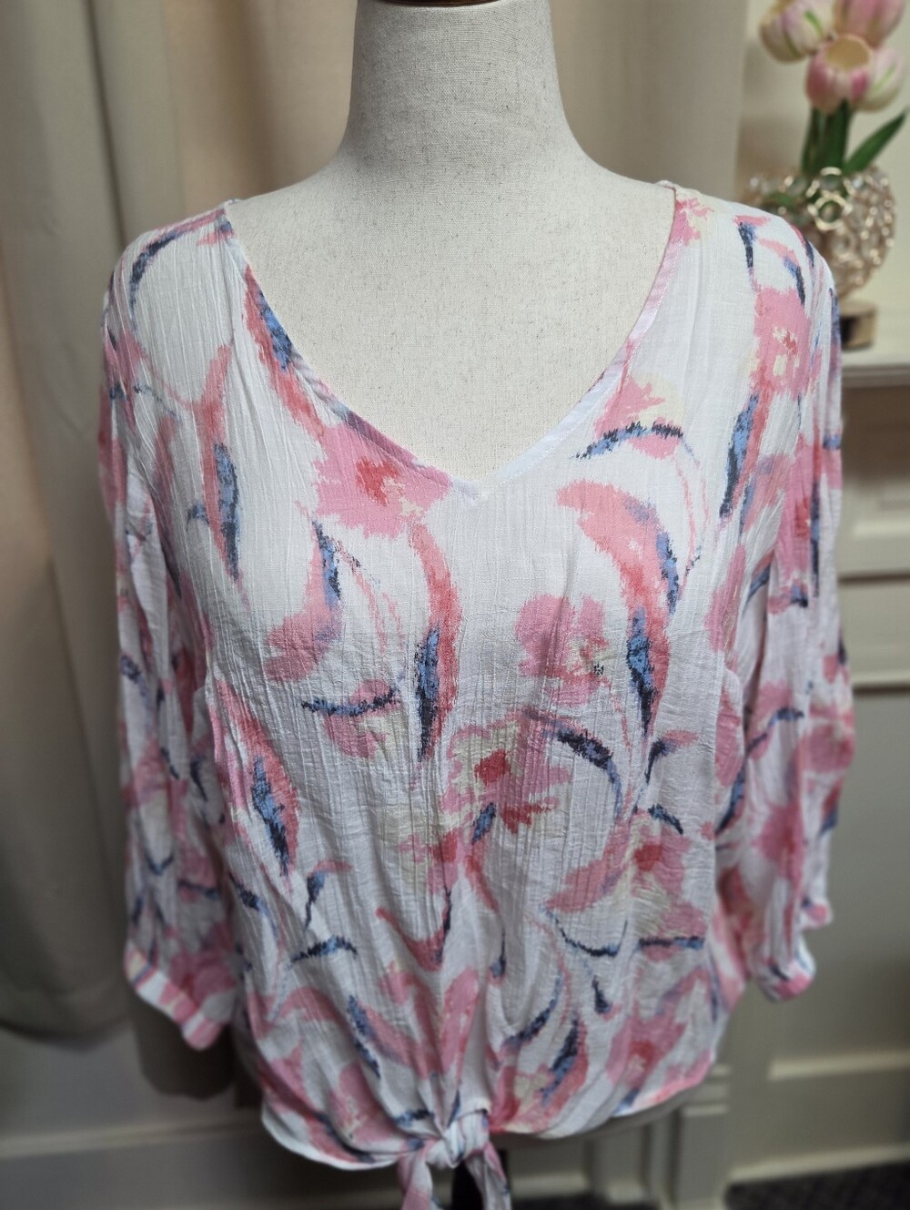 Olivia & Martin Pink Floral Tie-Front V-Neck Top Size 1X